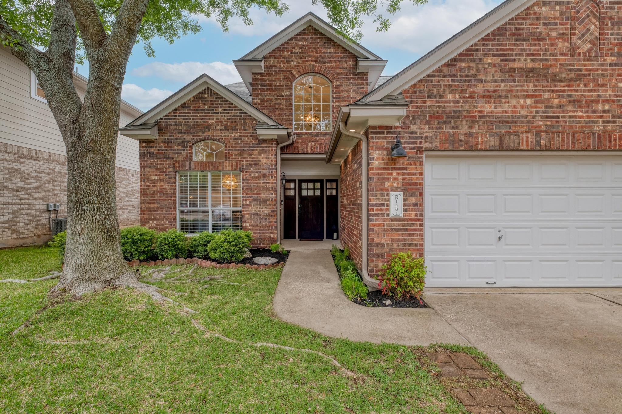 1401 Brighton Bend LN