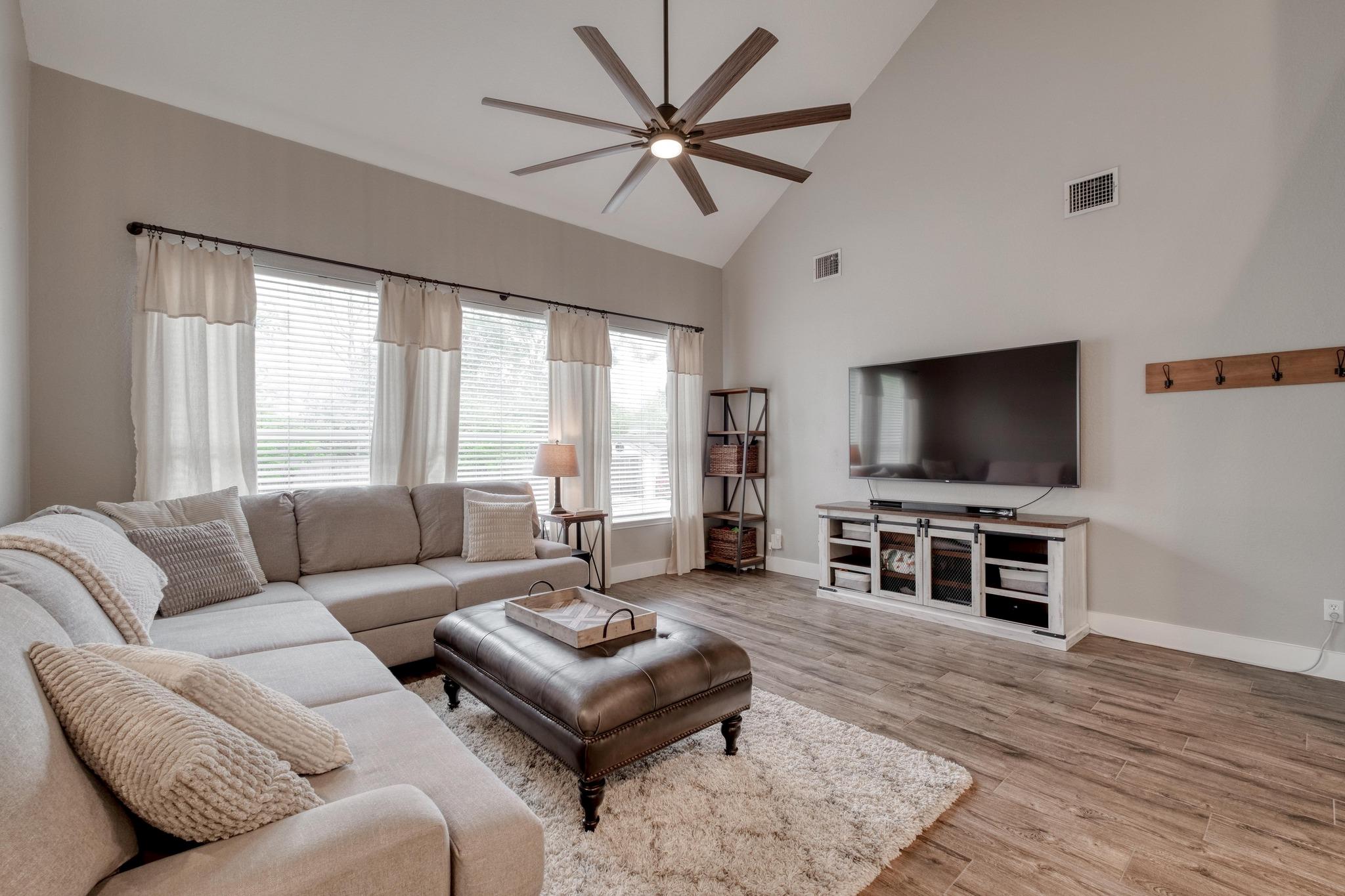 1401 Brighton Bend LN