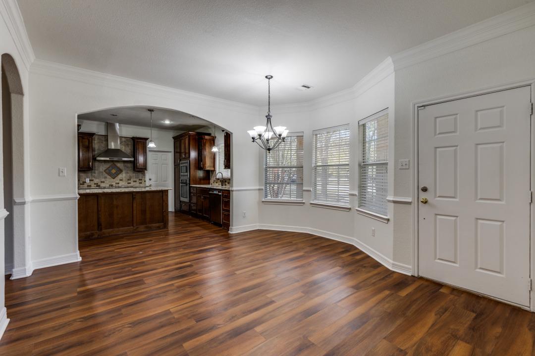 125 Heritage Oaks DR