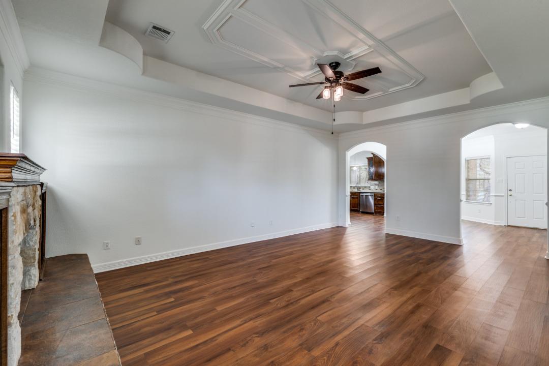 125 Heritage Oaks DR