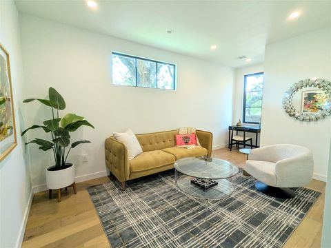 Tiny photo for 2517 Great Oaks PKWY, Austin, TX 78756 (MLS # 8063157)