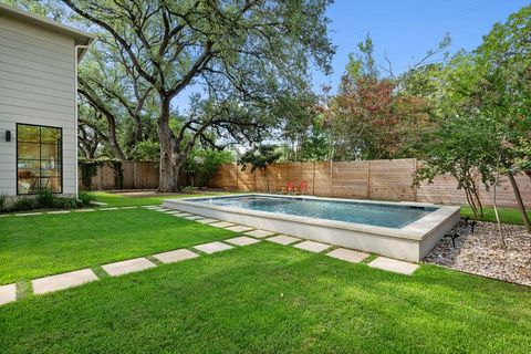Tiny photo for 2517 Great Oaks PKWY, Austin, TX 78756 (MLS # 8063157)