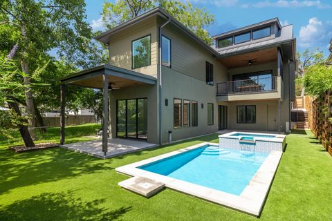 Photo of 2411 McCall RD, Austin, TX 78703 (MLS # 6412831)