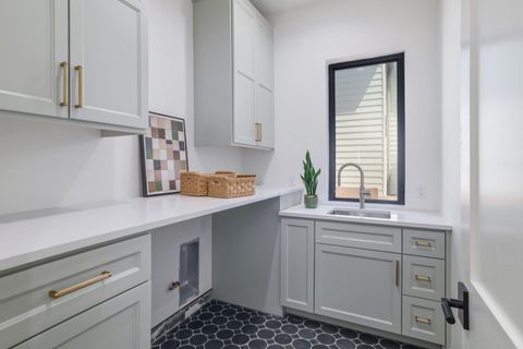 Tiny photo for 2411 McCall RD, Austin, TX 78703 (MLS # 6412831)