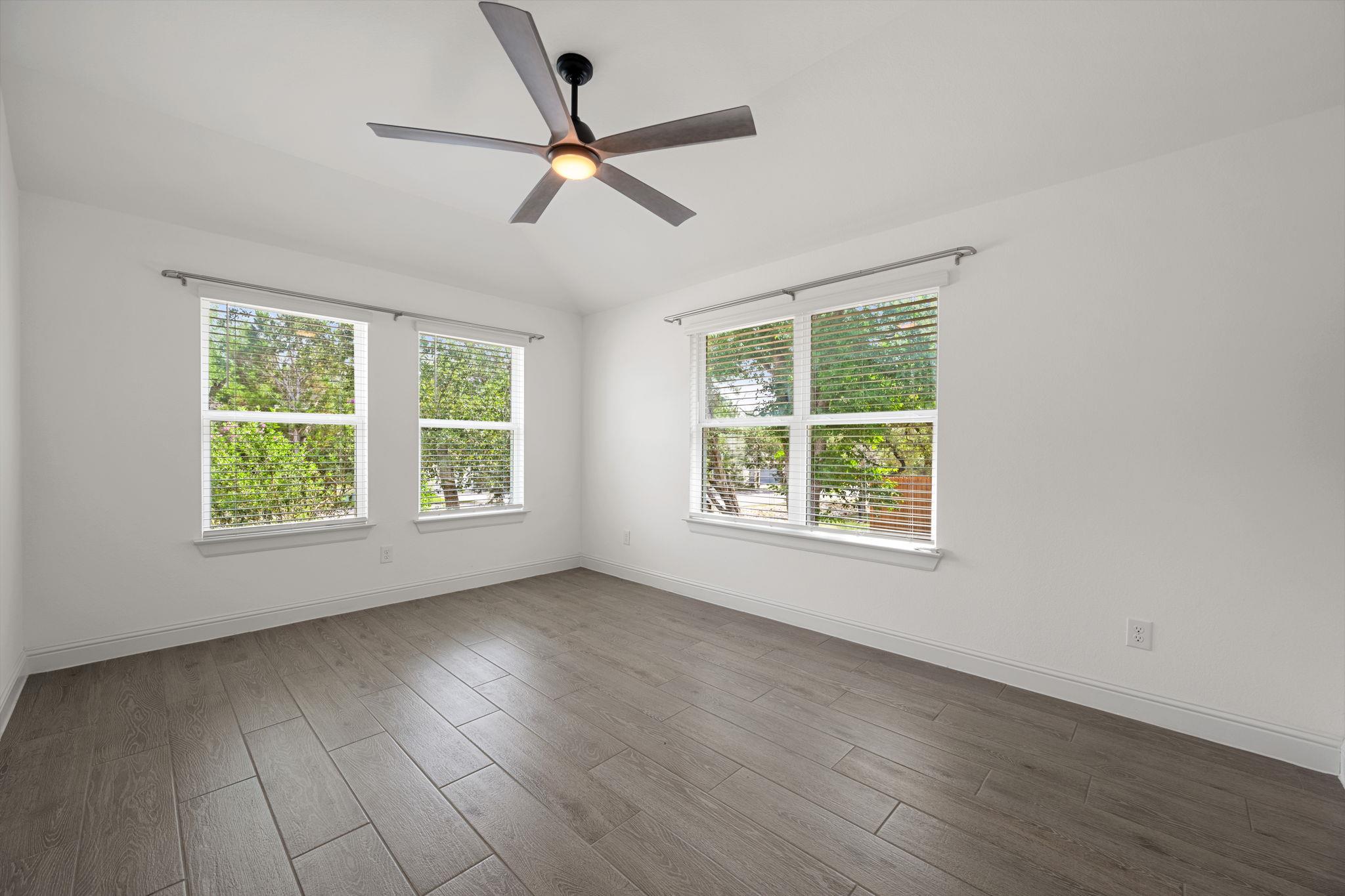 21203 Santa Rosa Ave