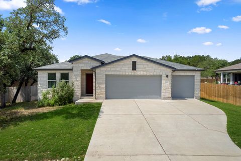 Photo of 21203 Santa Rosa Ave, Lago Vista, TX 78645 (MLS # 7937394)