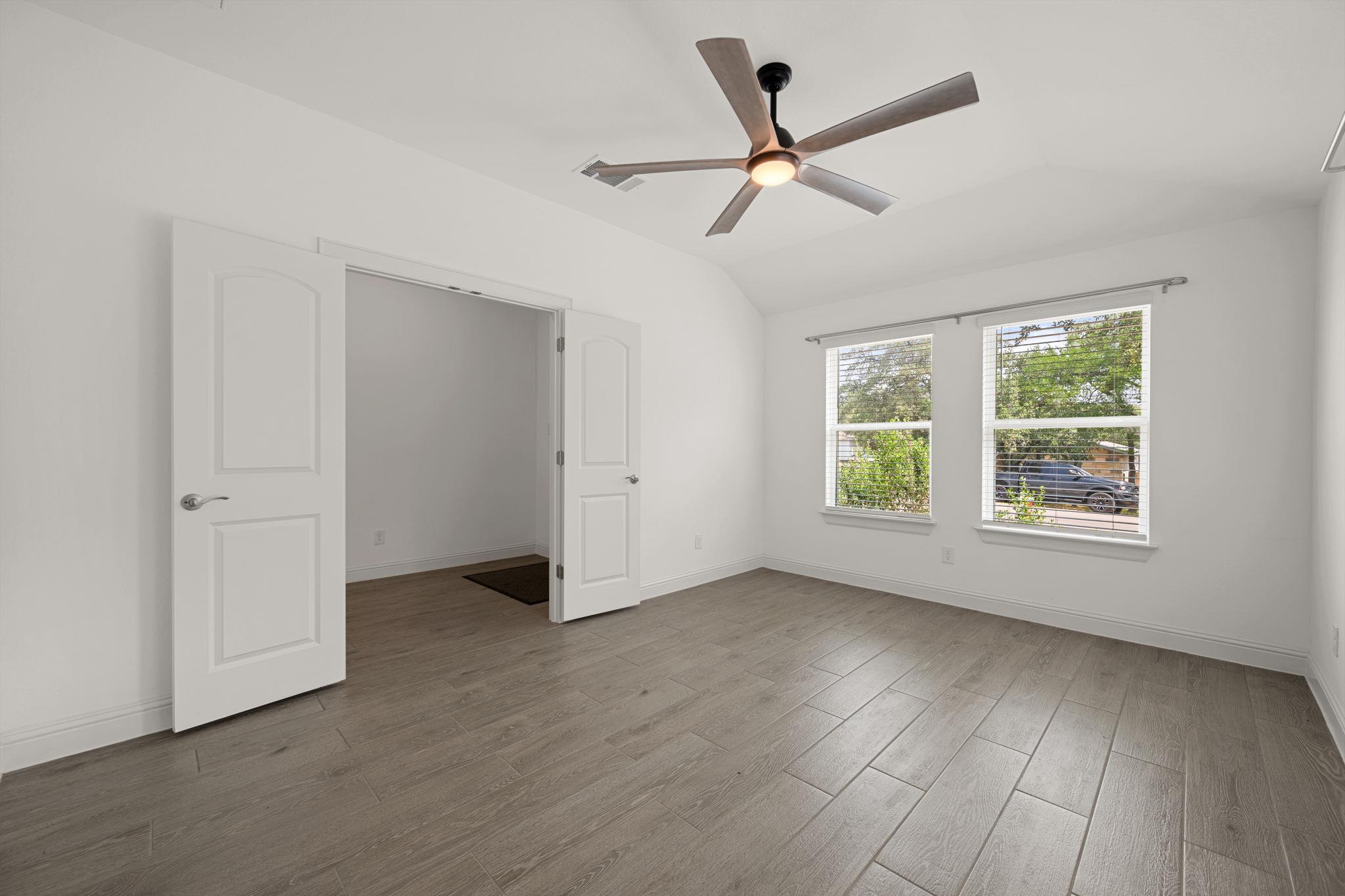 21203 Santa Rosa Ave