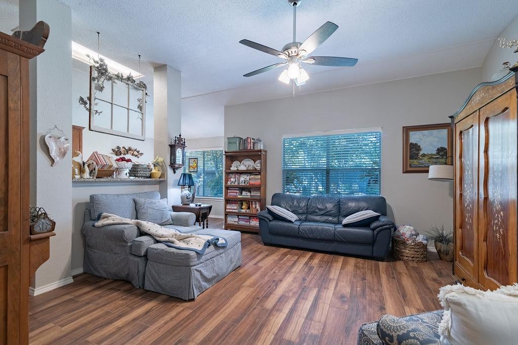 16812 Bailey Jean DR
