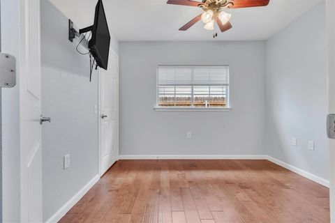Tiny photo for Austin, TX 78747 (MLS # 5803422)