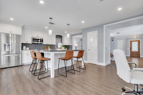 Tiny photo for Austin, TX 78747 (MLS # 5803422)