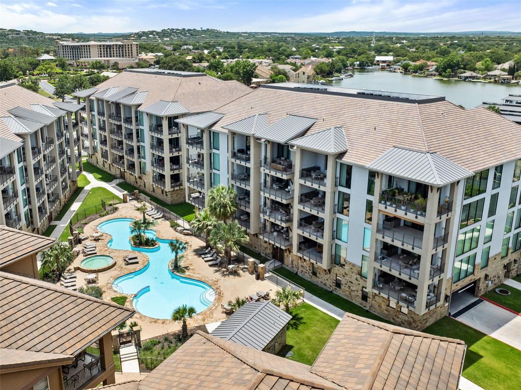 Photo of 84 Island DR #9402, Horseshoe Bay, TX 78657 (MLS # 1304428)