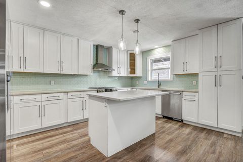Tiny photo for 908 Hollybluff ST, Austin, TX 78753 (MLS # 8672048)