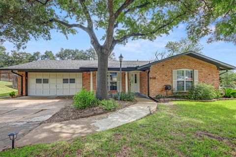 Photo of 908 Hollybluff ST, Austin, TX 78753 (MLS # 8672048)