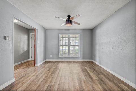 Tiny photo for 908 Hollybluff ST, Austin, TX 78753 (MLS # 8672048)