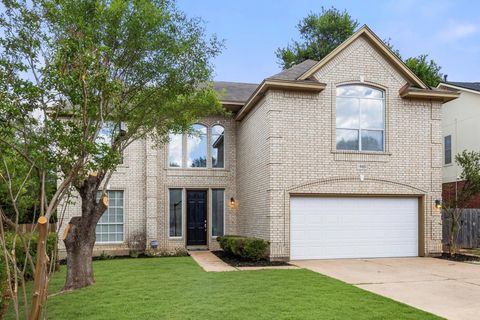 Photo of 8405 Ganttcrest DR, Austin, TX 78749 (MLS # 4387173)