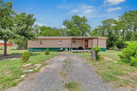 101 E Ash ST Granger TX 76530