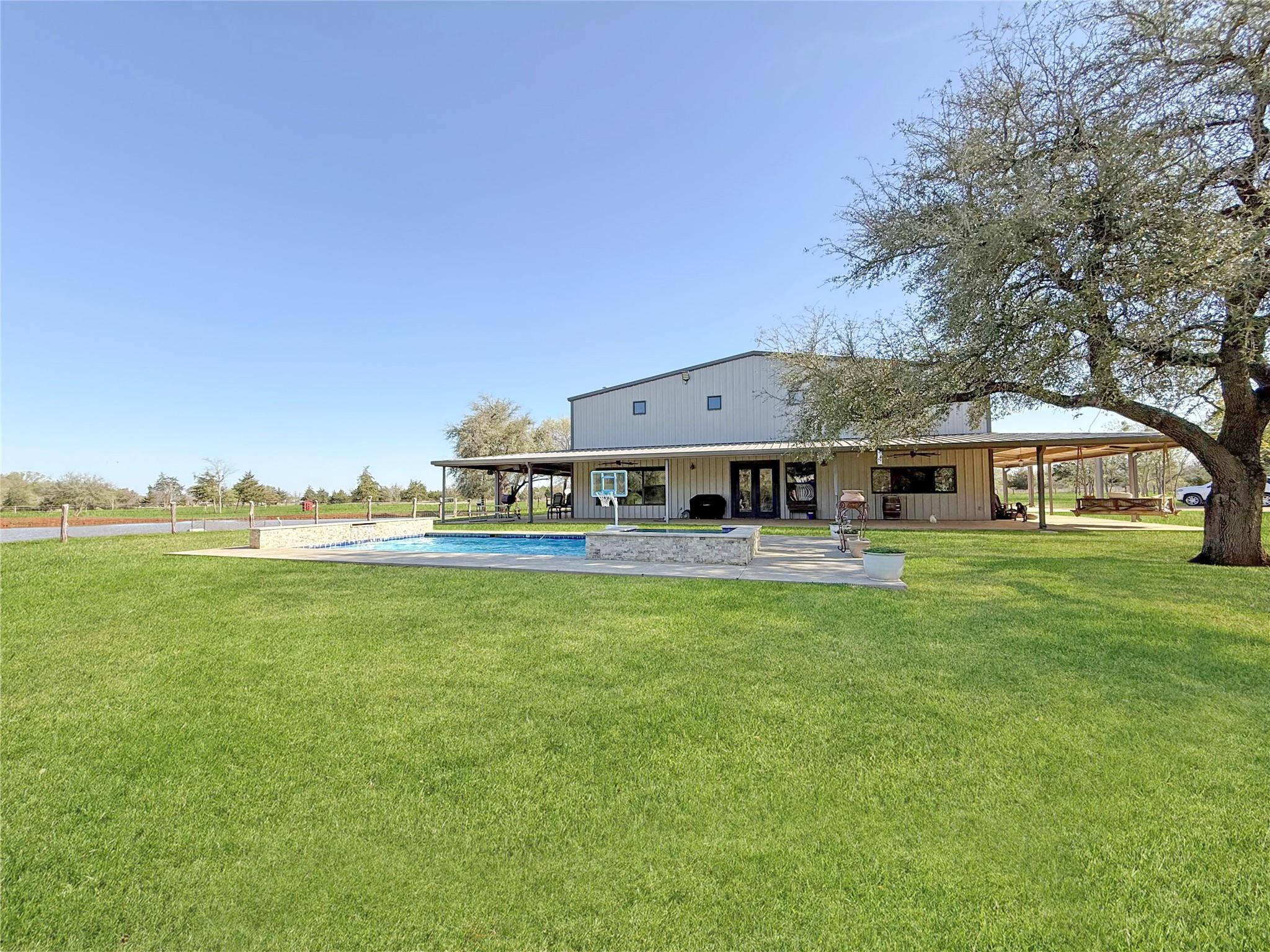 1185 County Road 410