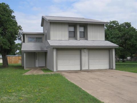 110 N Ridgeview Buchanan Dam TX 78609