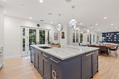 Tiny photo for 4203 Balcones DR, Austin, TX 78731 (MLS # 5656466)