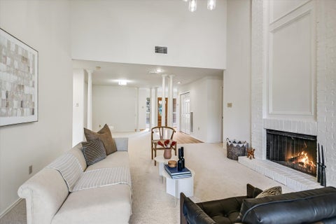 Tiny photo for 3718 Williamsburg CIR, Austin, TX 78731 (MLS # 9533567)