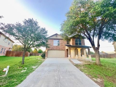 1237 Pelican PL New Braunfels TX 78130