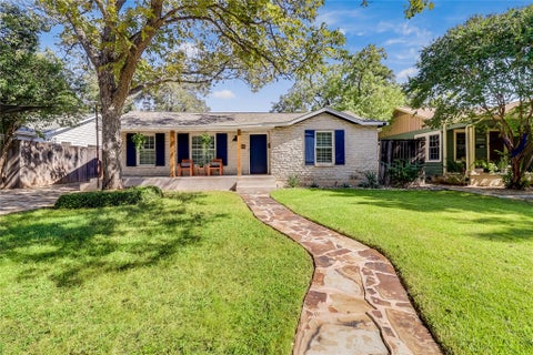 Photo of 2908 Perry LN, Austin, TX 78731 (MLS # 5384672)
