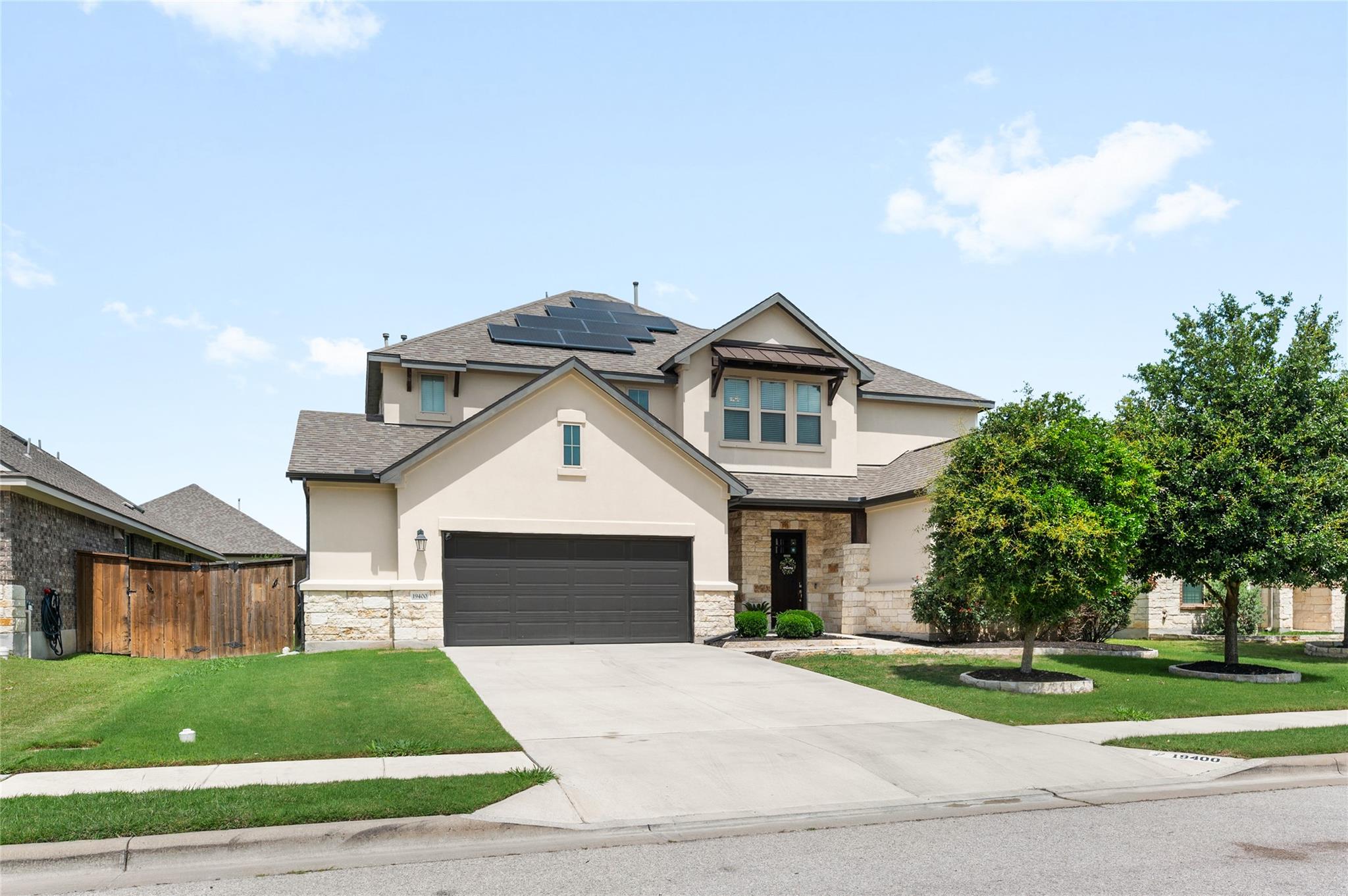19400 Brusk LN