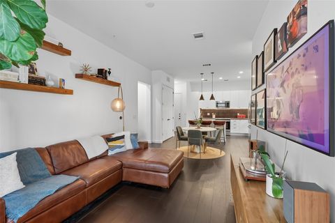 Tiny photo for 800 Embassy DR #320, Austin, TX 78702 (MLS # 4115438)
