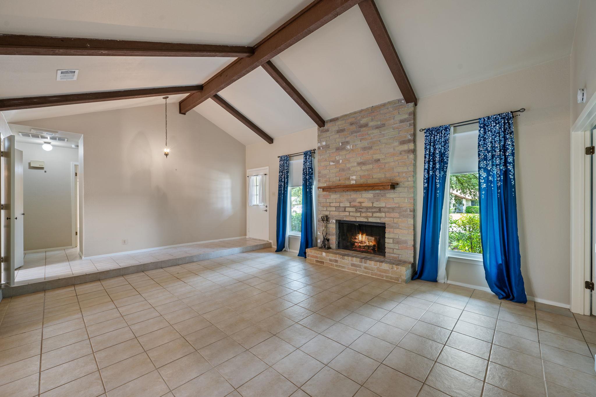 236 Lodestone CIR
