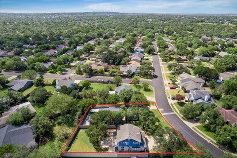 Photo of 7905 & 7907 Tiffany DR, Austin, TX 78749 (MLS # 9133592)