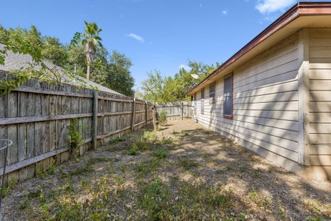 Tiny photo for 3007 E 4th ST, Austin, TX 78702 (MLS # 8435105)