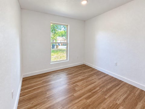 Tiny photo for 4905 Nesting WAY, Austin, TX 78744 (MLS # 6964972)