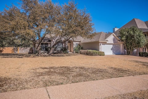 Photo of 15808 Chatham Wood DR, Austin, TX 78717 (MLS # 9452018)