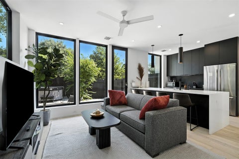 Tiny photo for 704 W Elizabeth ST, Austin, TX 78704 (MLS # 1687164)