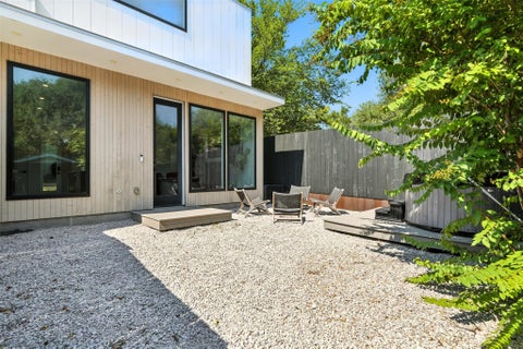 Tiny photo for 704 W Elizabeth ST, Austin, TX 78704 (MLS # 1687164)