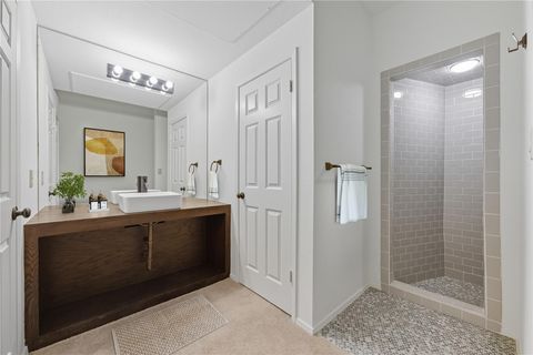 Tiny photo for 1 Crystal Springs CT #G, The Hills, TX 78738 (MLS # 4275147)