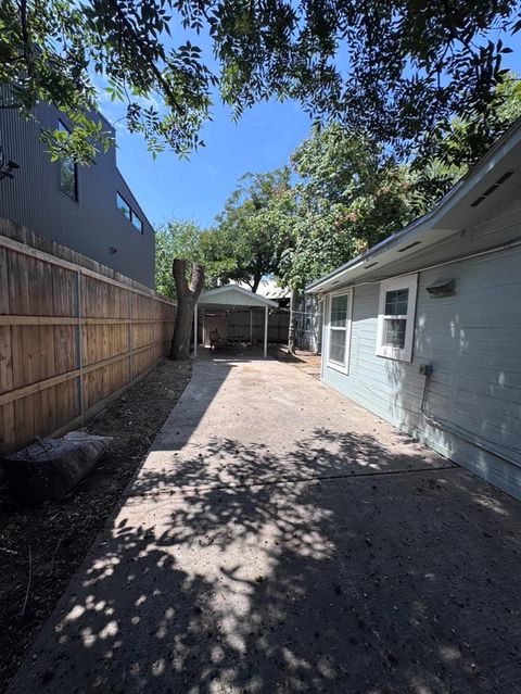 Tiny photo for 2209 E 5th ST, Austin, TX 78702 (MLS # 4875426)