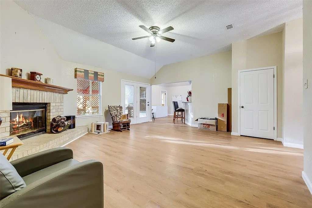 107 Patricia RD