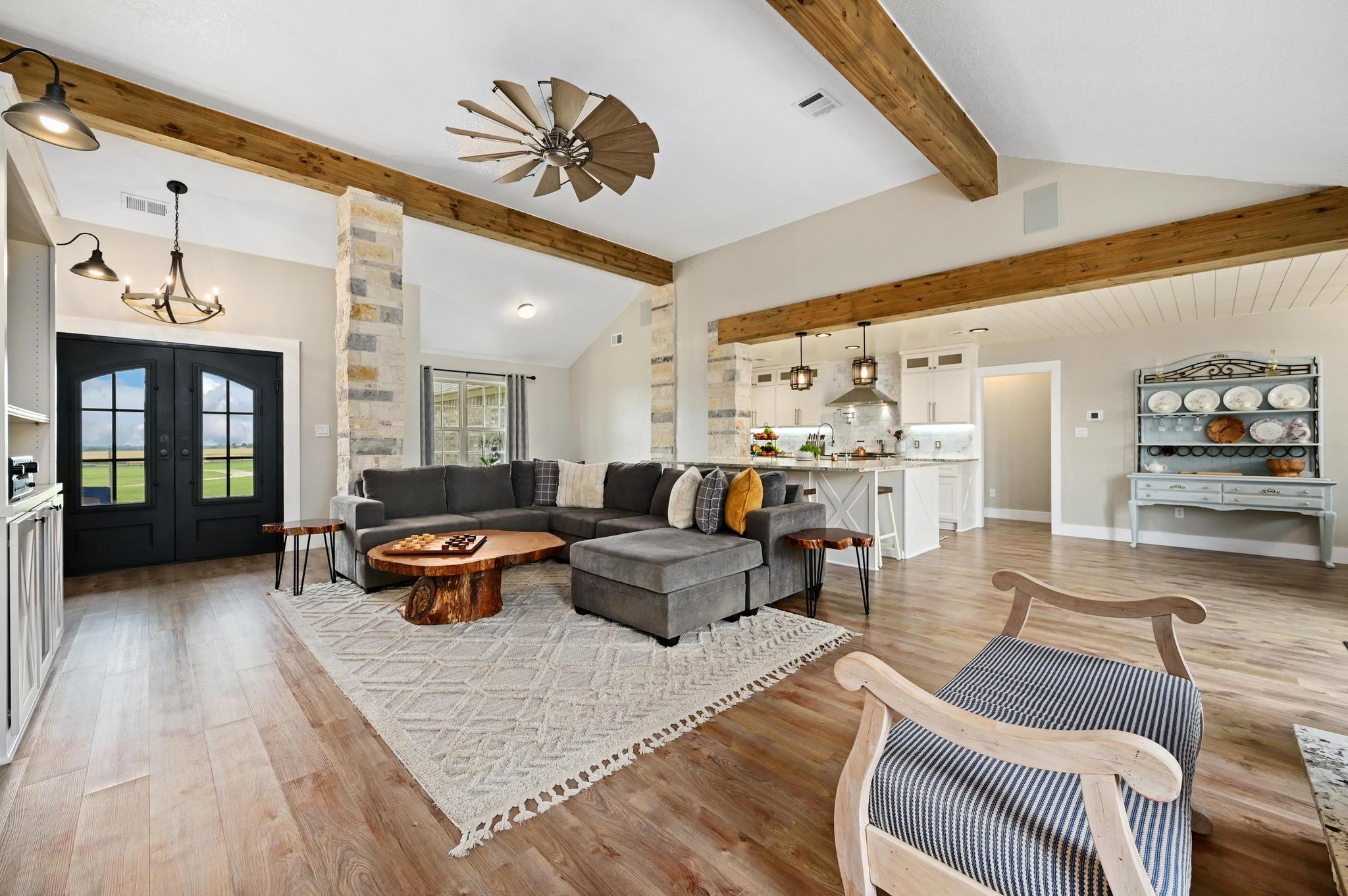 1011 County Road 149
