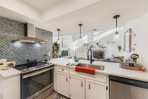 Tiny photo for 3305 W William Cannon DR #A, Austin, TX 78745 (MLS # 1608084)