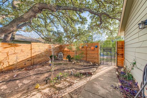 Tiny photo for 3305 W William Cannon DR #A, Austin, TX 78745 (MLS # 1608084)