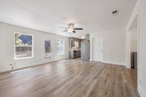 Tiny photo for 1913 Ohlen RD, Austin, TX 78757 (MLS # 6729929)