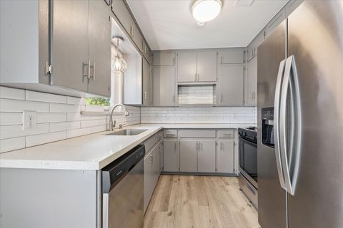 Tiny photo for 1913 Ohlen RD, Austin, TX 78757 (MLS # 6729929)