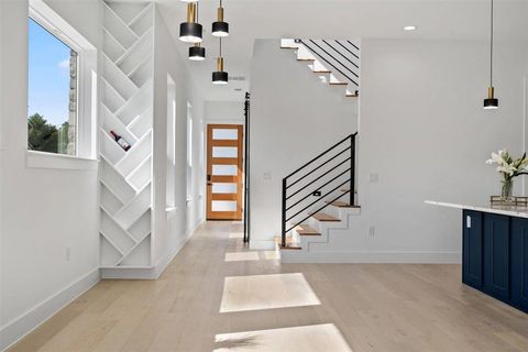 Tiny photo for 501 E Burton ST, Manor, TX 78653 (MLS # 6342149)