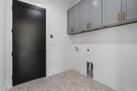 Tiny photo for 501 E Burton ST, Manor, TX 78653 (MLS # 6342149)