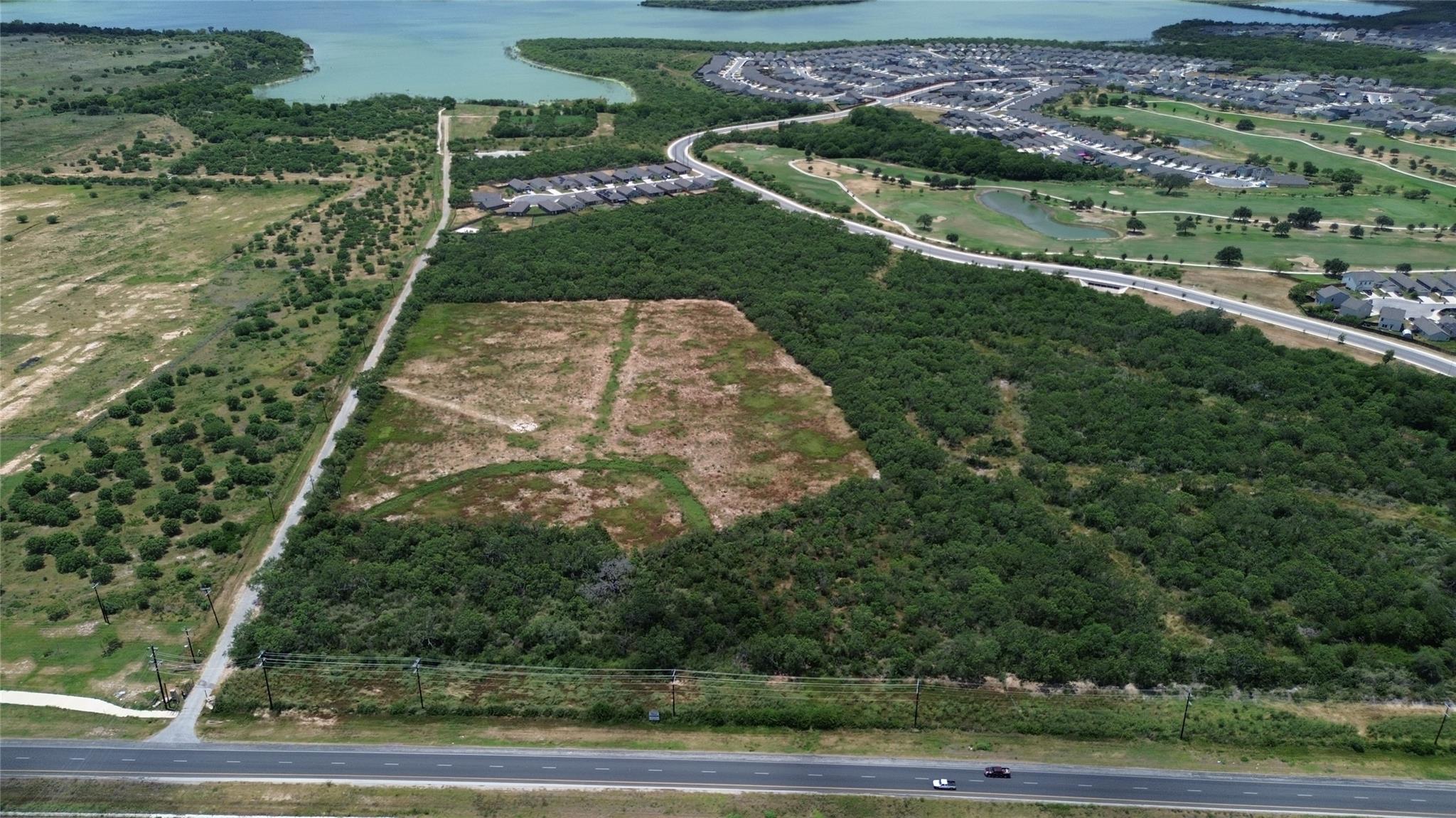 13855 13855 US-281 Highway