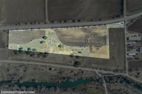Photo of 600 NW River RD, Martindale, TX 78655 (MLS # 3729415)