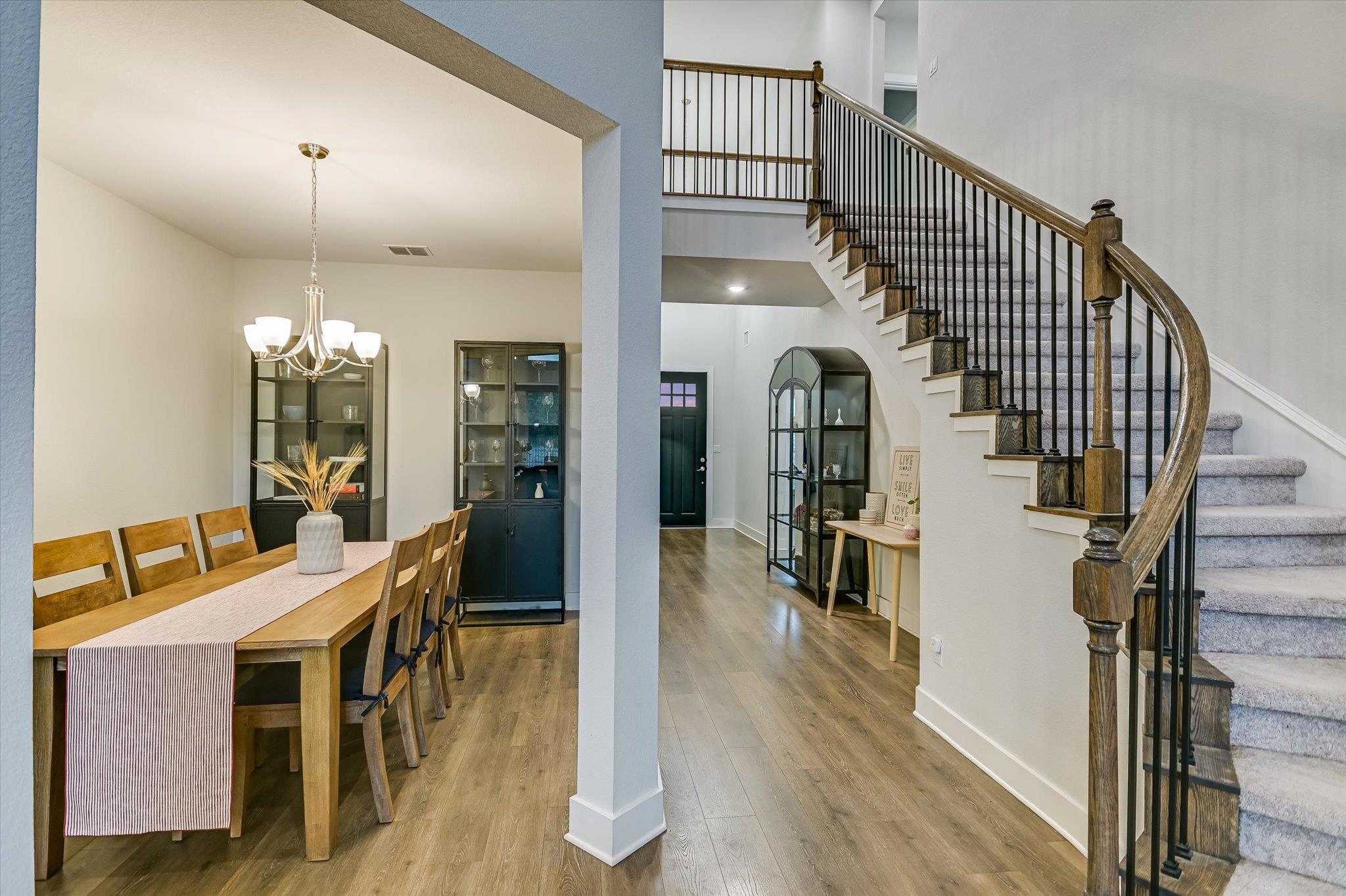 Dripping Springs, Texas 78620, United States, 5 Bedrooms Bedrooms, ,4 BathroomsBathrooms,Residential,Active,229622