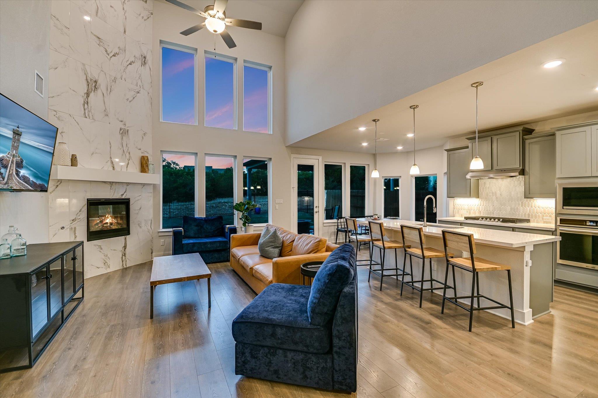 Dripping Springs, Texas 78620, United States, 5 Bedrooms Bedrooms, ,4 BathroomsBathrooms,Residential,Active,229622