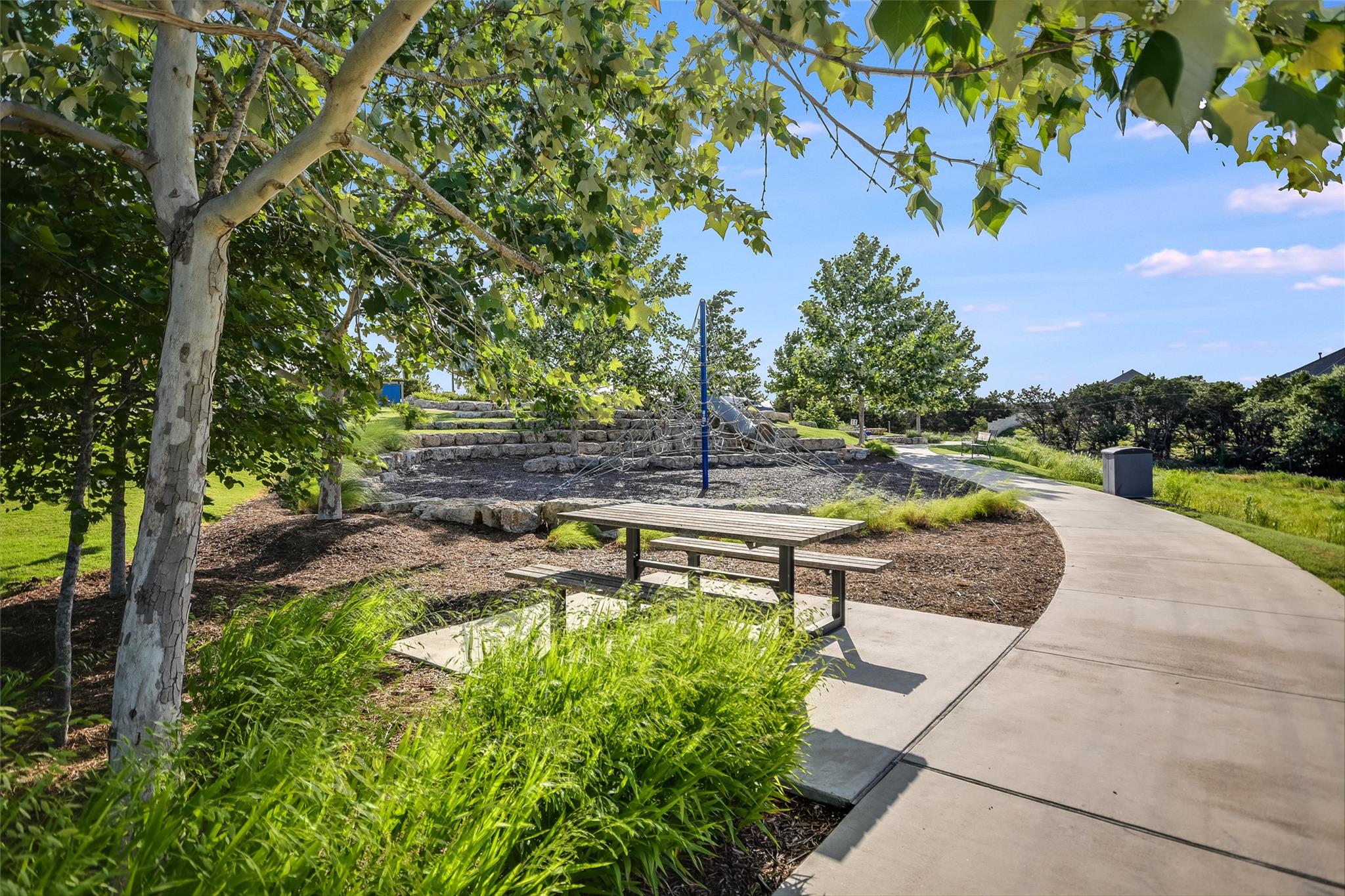 Dripping Springs, Texas 78620, United States, 5 Bedrooms Bedrooms, ,4 BathroomsBathrooms,Residential,Active,229622